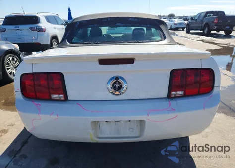 2008 Ford Mustang z USA, uszkodzony, nr VIN 1ZVHT84N685140516